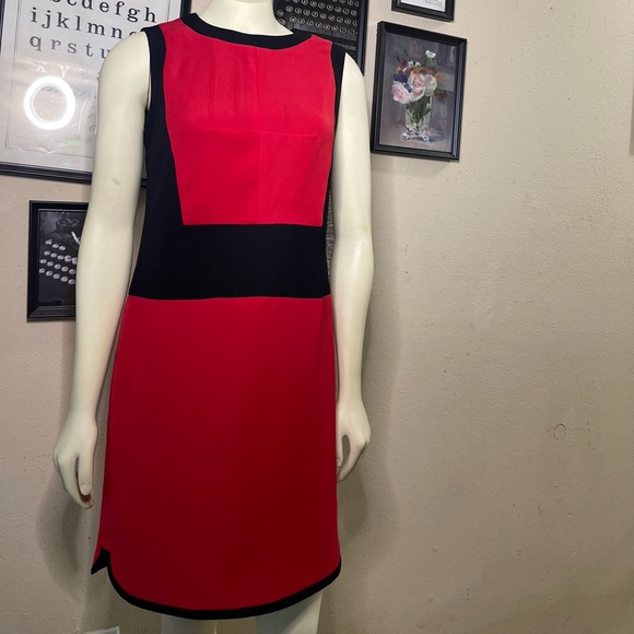 Vince Camuto Sleeveless Knit Dress - Picture 3 of 6